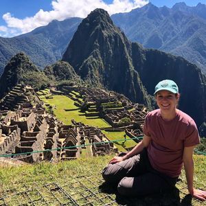 Meet your Posher, Dakota